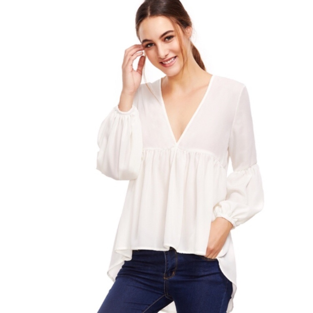 NWOT ROMWE Ivory V-Neck High Low Blouse